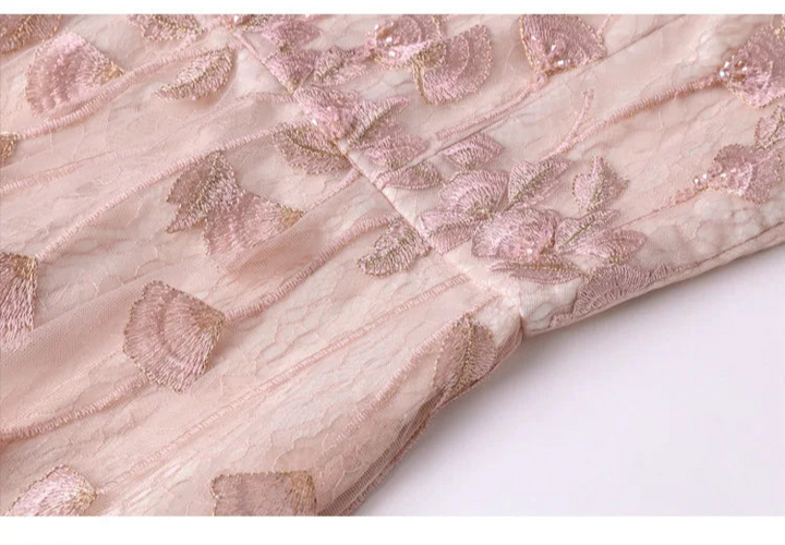 High-quality long dress embroidery large swing dress dress ladies elegant temperament round neck short-sleeved ladies dresses