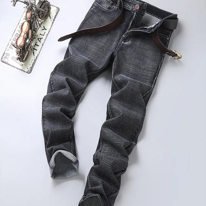 👖 Style That Moves With You
🔵 Men’s Stretch Slim-Fit Jeans – Sleek, comfortable & made for everyday wear
🖤 Available in classic blue or bold black denim
👌 Fashion-forward fit with flexible comfort
📏 Asian sizes 28–40 – check the chart & upgrade your