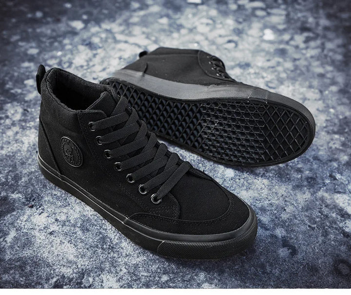 Effortless Style, Everyday Comfort
Step into our Men’s High-Top Canvas Sneakers – the perfect mix of casual and sporty. Slip-on ease with a lace-up look, flat sole comfort for all-day wear.
✅ Lightweight & breathable
✅ Sporty-casual design
✅ Easy to wear