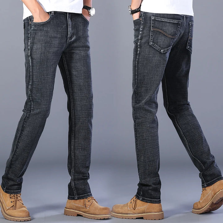 👖 Style That Moves With You
🔵 Men’s Stretch Slim-Fit Jeans – Sleek, comfortable & made for everyday wear
🖤 Available in classic blue or bold black denim
👌 Fashion-forward fit with flexible comfort
📏 Asian sizes 28–40 – check the chart & upgrade your