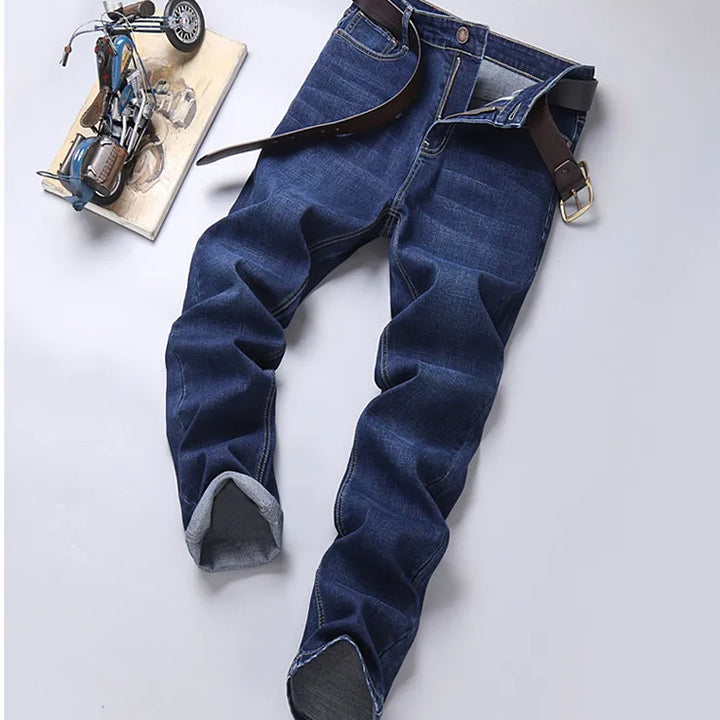 👖 Style That Moves With You
🔵 Men’s Stretch Slim-Fit Jeans – Sleek, comfortable & made for everyday wear
🖤 Available in classic blue or bold black denim
👌 Fashion-forward fit with flexible comfort
📏 Asian sizes 28–40 – check the chart & upgrade your