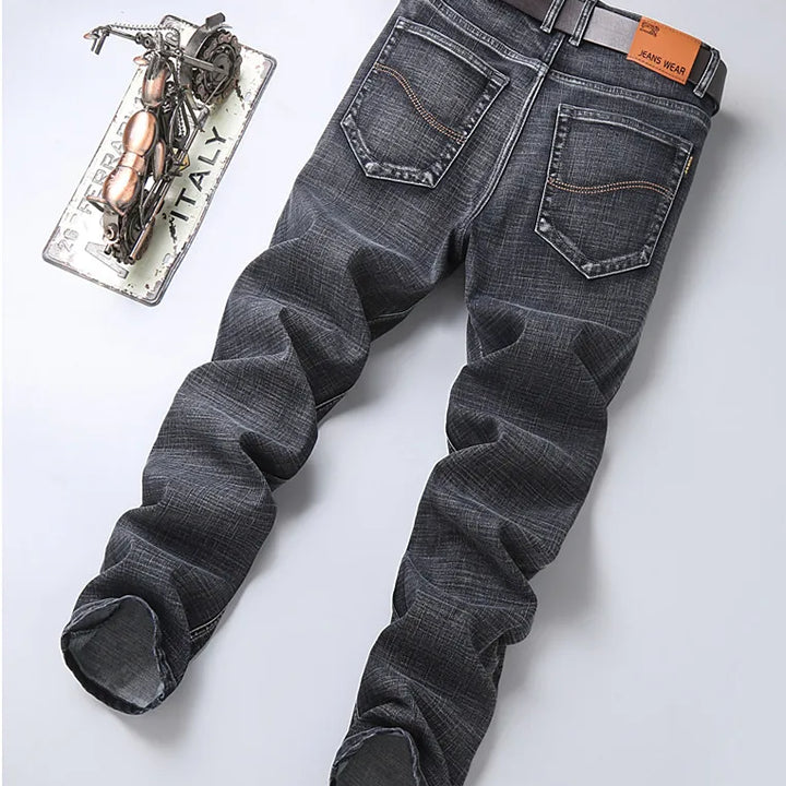 👖 Style That Moves With You
🔵 Men’s Stretch Slim-Fit Jeans – Sleek, comfortable & made for everyday wear
🖤 Available in classic blue or bold black denim
👌 Fashion-forward fit with flexible comfort
📏 Asian sizes 28–40 – check the chart & upgrade your
