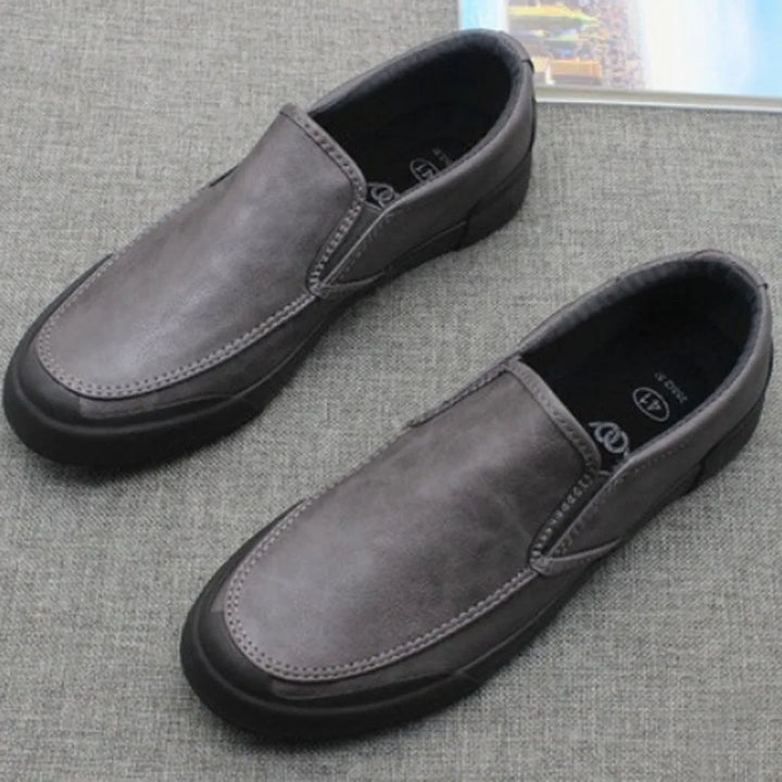 👞 Hot Sale – Fashion Leather Loafers
Waterproof, breathable, and built for comfort.
✅ Flat & casual style
✅ High-quality leather
✅ Perfect for daily wear

🛒 Shop now at www.clickmart.com