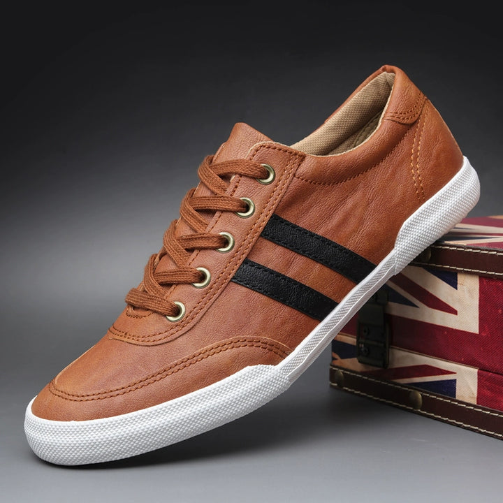 Trendy Men's Shoes Breathable Low Top Spring New Arrival Leather Surface Casual Shoes Men's K-style Series Shoes Board Shoes Youth Plaid Driving Shoes