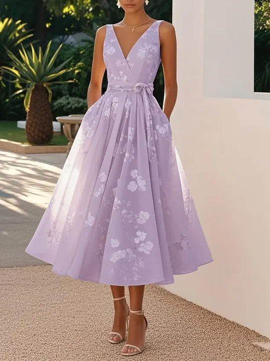 Stylish  Printed Dress Elegant V-neck Mesh Sleeveless Waist Cinched Bow Long and Formal Dress.