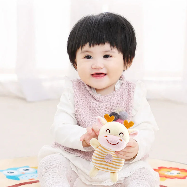 New Baby Rattle Toys Cartoon Animals Plush Infant Hand Ring Bed Toys for Newborn 0-24 Months Toddler Early Educational Toy