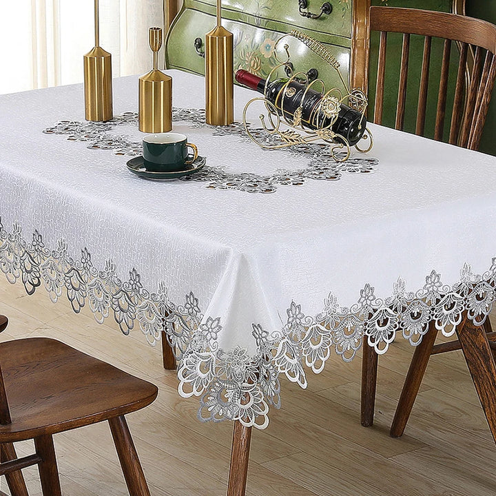 Elegance for Every Occasion
This white floral lace embroidered tablecloth adds a touch of sophistication to any setting. Waterproof, versatile, and perfect for dining tables, weddings, or home décor. ✨🍽️