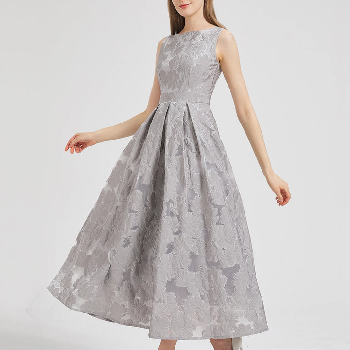 Women New Fashion Organza Flower Embroidery Elegant Long Dress Sleeveless perfect dress for Prom