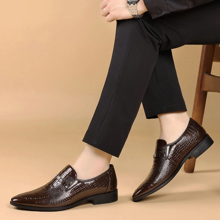 Men's Slip-On Dress Shoes Business Casual Comfortable Classical Dress Shoes for Men ﻿
