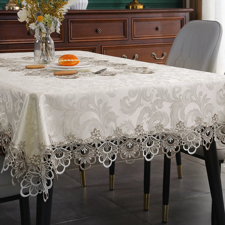 Elegance for Every Occasion
This white floral lace embroidered tablecloth adds a touch of sophistication to any setting. Waterproof, versatile, and perfect for dining tables, weddings, or home décor. ✨🍽️