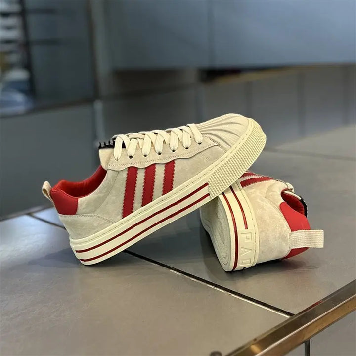 Men's shoes 2025 fashion trend autumn and winter new item casual versatile sports casual shoes comfortable board shoes