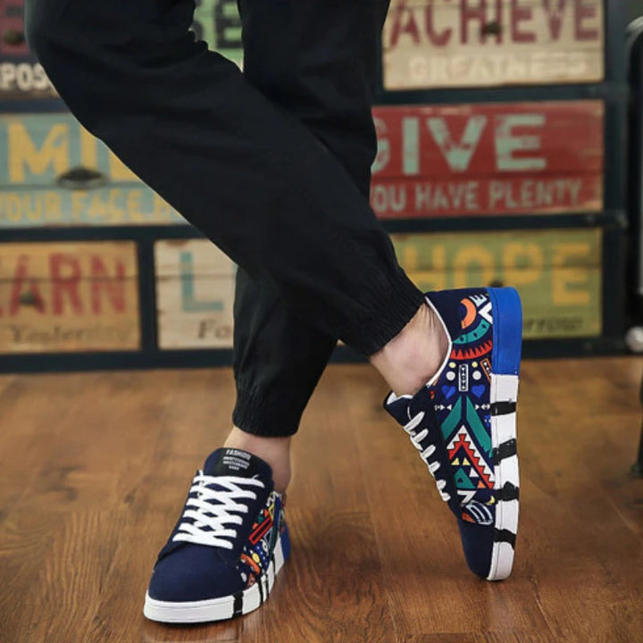 Men's Sneakers Graffiti Canvas Shoes Fashion Black Casual Shoes Lace-up Vulcanized Shoe Designer Flat Men Shoes Tenis Masculino