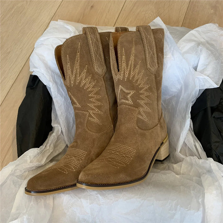 Women Western Boots 2025 Autumn Winter Embroidery Flower Women Ankle Boot Fashion Women Shoes Pointed Toe Cowboy New Retro Botas