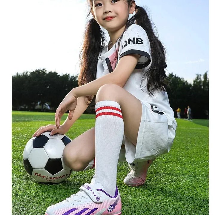 Kids Football Boots Society Cleats Soccer Shoes Boys Indoor Football Field Boots Children Non Slip Fast Training Sneakers Match