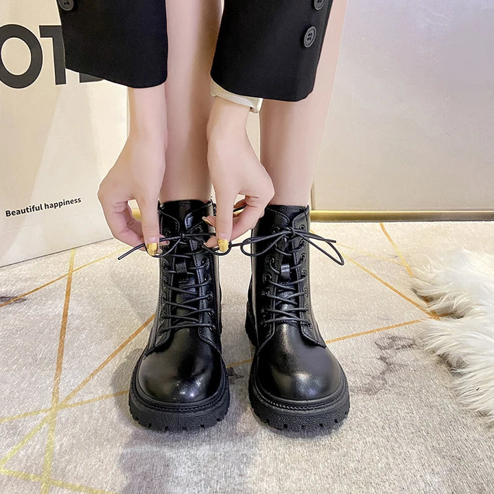 Women 2024 Autumn New Tooling Boots Lady Anti Slip Waterproof Lace Up Short Boots Students Casual Thick Heel Knight Boots