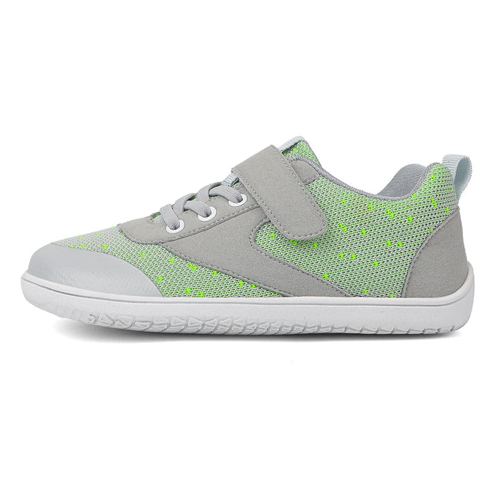 Kids Barefoot Shoes Lightweight Sports Shoes Breathable Wide Toe Minimalist Sneakers Soft Knitting Girls Boys Casual Shoes