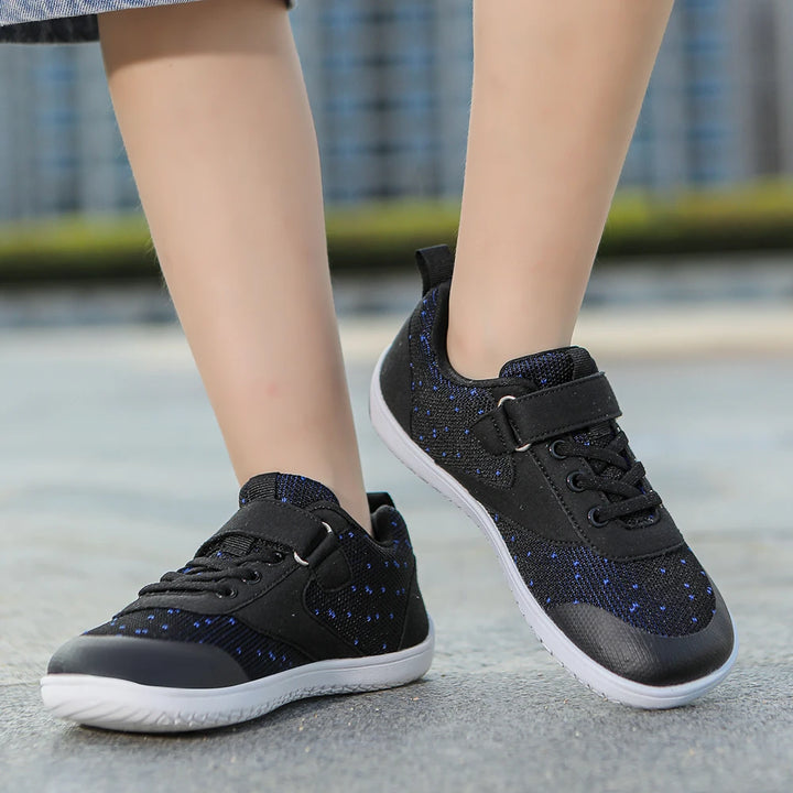 Kids Barefoot Shoes Lightweight Sports Shoes Breathable Wide Toe Minimalist Sneakers Soft Knitting Girls Boys Casual Shoes