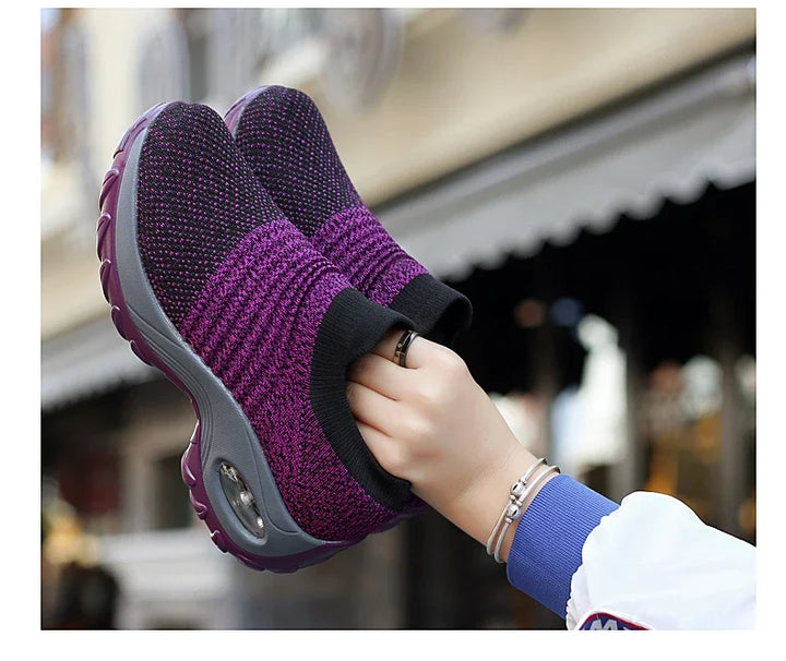Women's Walking Shoes Fashion Air Cushion Thick Bottom Sneakers Slip-on Lightweight Breathable Casual Shoes