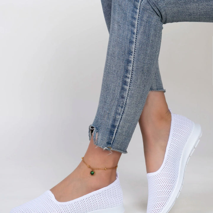 Women’s Breathable Mesh Flats 👟
Lightweight, comfy, and perfect for summer! These casual sneakers feature a breathable design—great for all-day wear. Now on clearance with free shipping!