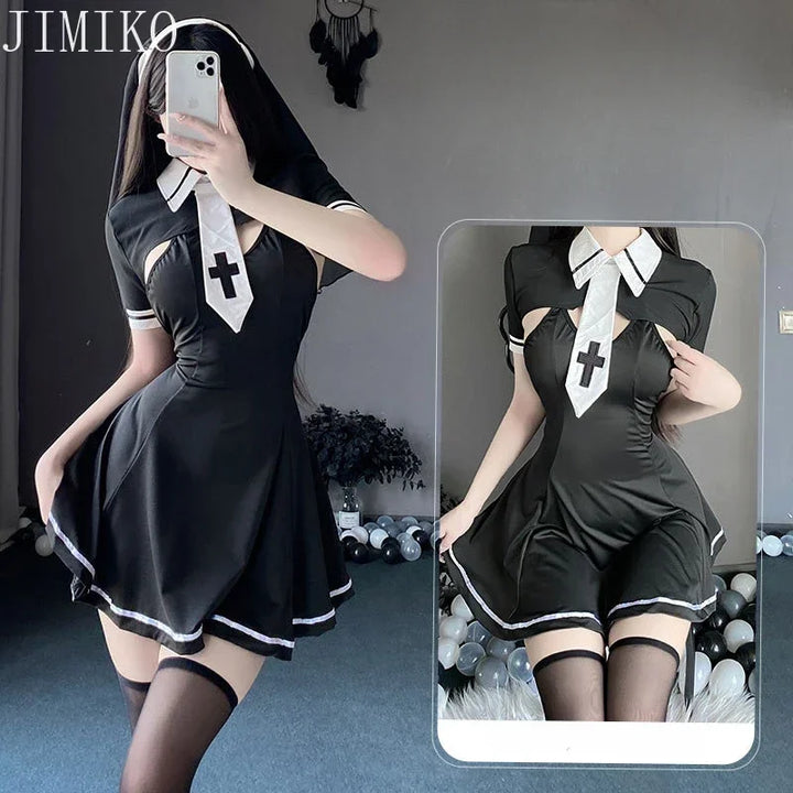 Holy but Naughty!
A daring twist on the classic nun look, perfect for Halloween, cosplay, or themed parties. Playful, bold, and unforgettable.
✝️ Includes: Nun dress + accessories
🎃 Occasions: Halloween, cosplay, carnival
🖤 Sexy nun, gothic roleplay