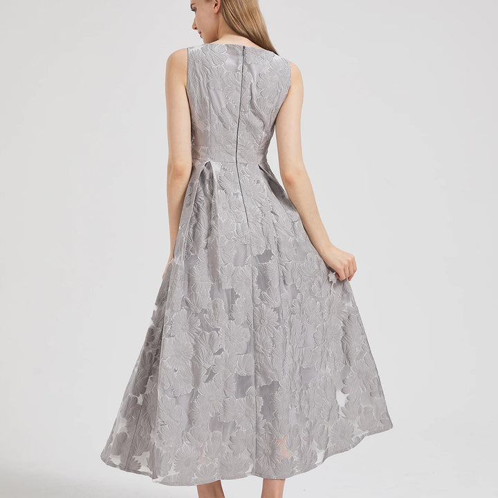 Women New Fashion Organza Flower Embroidery Elegant Long Dress Sleeveless perfect dress for Prom