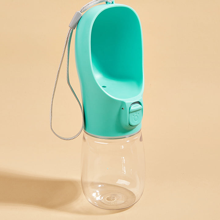 ✨ No more thirsty walks! 🐾 Portable, leakproof water bottle for dogs & cats – hydrate anywhere, anytime. 💧🚶‍♂️ 💧 One-Hand Use – Press to release water, easy for walks & travel
🐶 For All Pets – Perfect for small & large dogs, cats, puppies