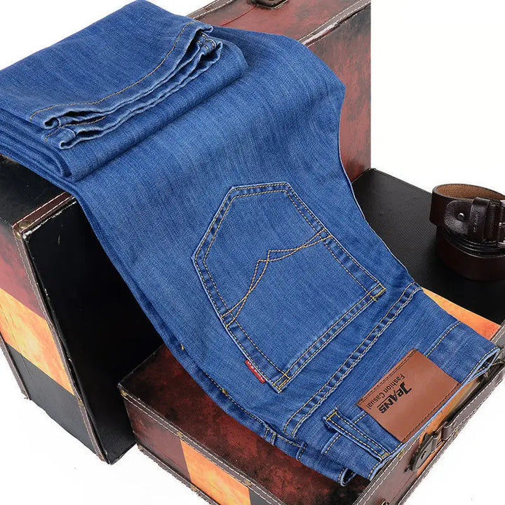👖 Style That Moves With You
🔵 Men’s Stretch Slim-Fit Jeans – Sleek, comfortable & made for everyday wear
🖤 Available in classic blue or bold black denim
👌 Fashion-forward fit with flexible comfort
📏 Asian sizes 28–40 – check the chart & upgrade your