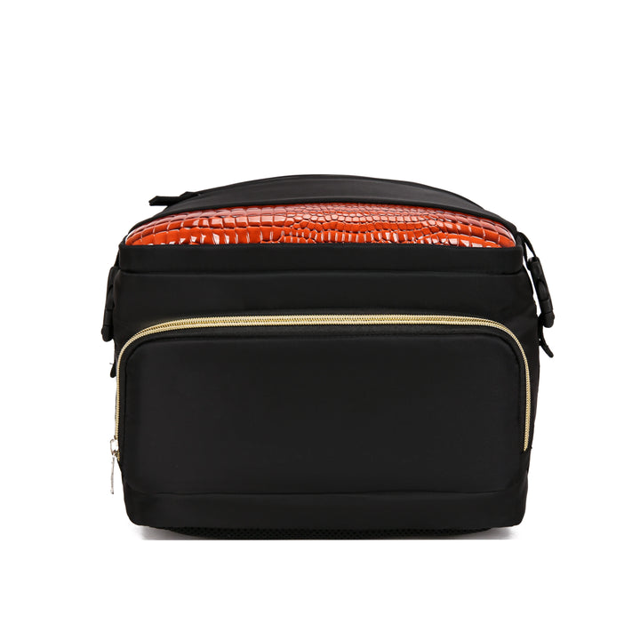 🎒 All-in-One Travel Companion
✔️ Large Capacity & Multi-Functional – Perfect for travel, school, gym, or daily use
💻 Fits laptops, clothes, gear & more
👟 Built-in shoe compartment keeps things fresh
💧 Durable, water-resistant & ready for any adventure