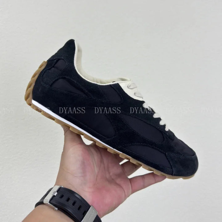 Designer Women Sneakers Casual Shoes Women Men Lace Up Round Toe Flats Non Slip Comfort Concise  Mixed Color Walking Shoes