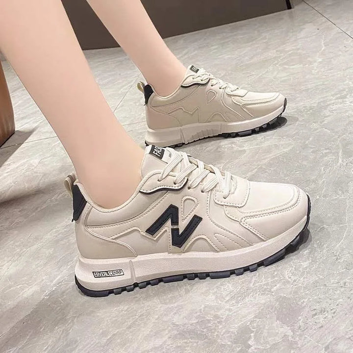 Sneakers Women's Spring and Autumn 2025 New Versatile Non-slip Casual Women's Shoes Soft Sole Lightweight Running White Shoes