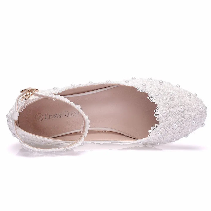 XIHAHA Fashion Female Wedding Shoes Bridesmaid Banquet White Lace Flower Pearl Round Toe Square High Heels Women's Bridal Pumps