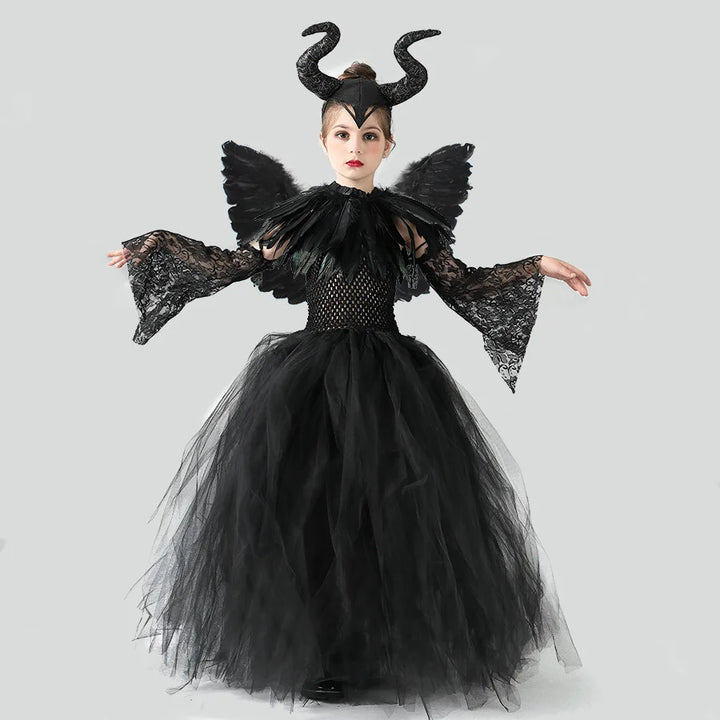 Girls Maleficent Costume – Evil Queen Black Tulle Dress Witch & Devil Princess Cosplay Outfit for Halloween Parties. ✨ Includes: Black tulle dress
🎃 Occasions: Halloween, cosplay, themed parties
👑 Style: Witch, devil, or Maleficent-inspired princess