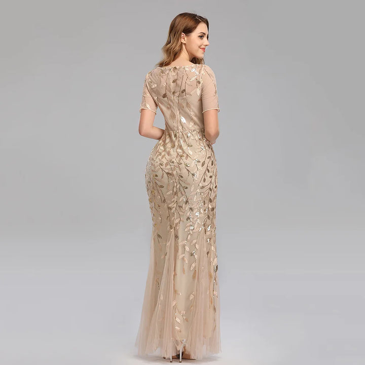 Gorgeous Round Neck Short Sleeves Sequined Mermaid Evening Dress