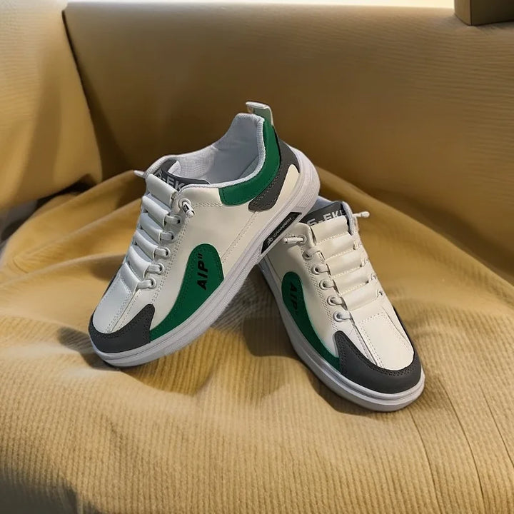 2025 new men's shoes with low top leather, fashionable and trendy running and sports, one foot men's casual shoes, trendy shoes