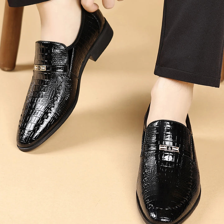 Men's Slip-On Dress Shoes Business Casual Comfortable Classical Dress Shoes for Men ﻿