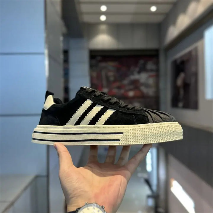 Men's shoes 2025 fashion trend autumn and winter new item casual versatile sports casual shoes comfortable board shoes