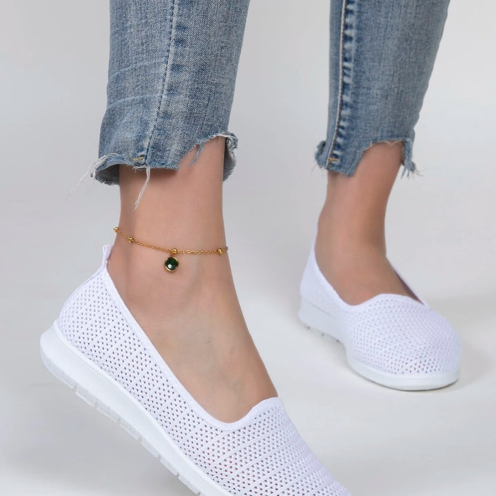 Women’s Breathable Mesh Flats 👟
Lightweight, comfy, and perfect for summer! These casual sneakers feature a breathable design—great for all-day wear. Now on clearance with free shipping!
