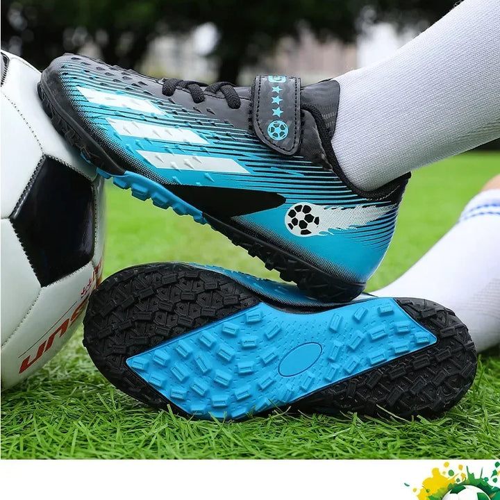 Kids Football Boots Society Cleats Soccer Shoes Boys Indoor Football Field Boots Children Non Slip Fast Training Sneakers Match