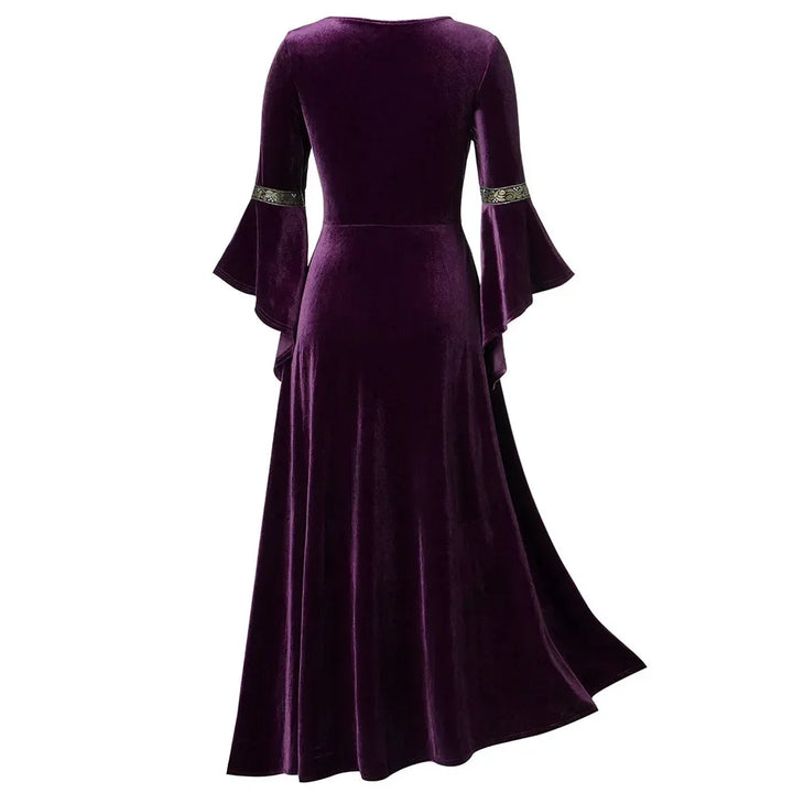 Women’s Gothic Vampire & Witch Dress – Long Sleeve
Own the night this Halloween!
Vintage-inspired long sleeve dress perfect for witches, vampires, and gothic queens.
🖤 Includes: Long sleeve dress
🎃 Perfect for Halloween parties