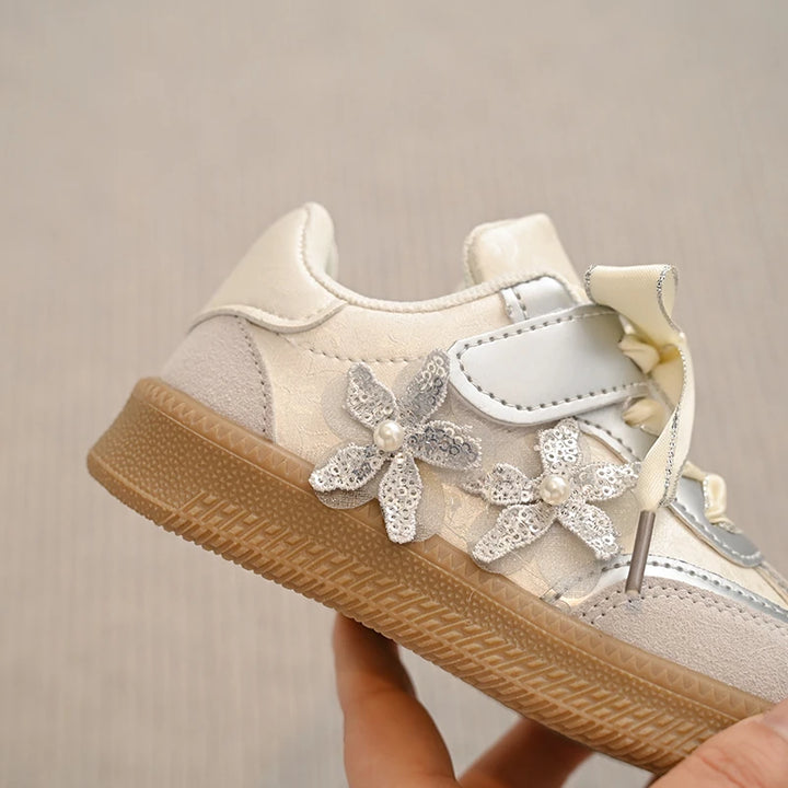 Kids Skate Sneakers for Girls 2025 Autumn New Toddler Walking Shoes Cute Ornament Non-slip Retro Comfort School Sports Sneakers