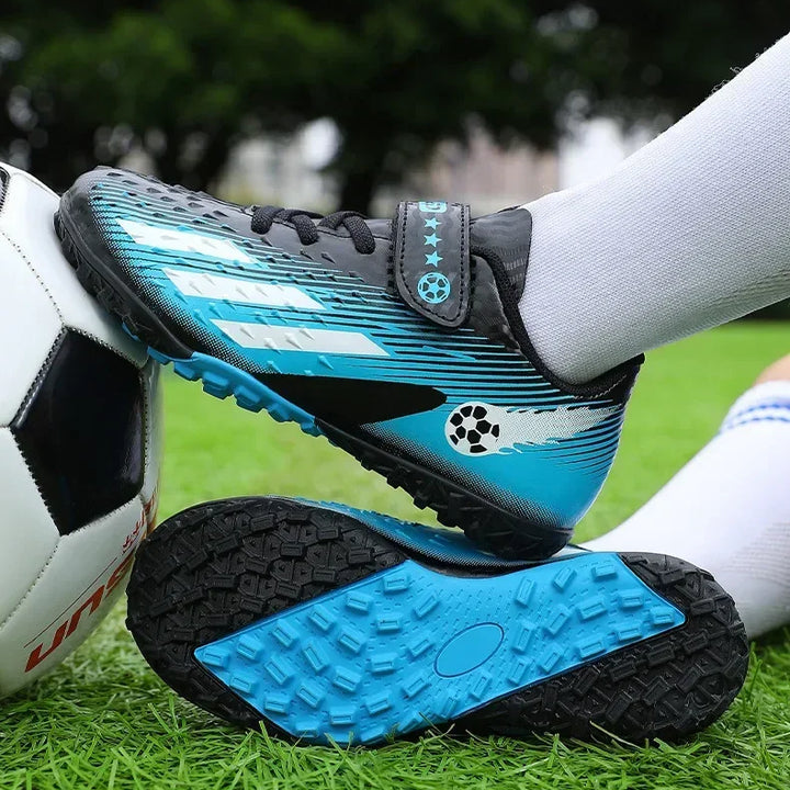 Kids Football Boots Society Cleats Soccer Shoes Boys Indoor Football Field Boots Children Non Slip Fast Training Sneakers Match