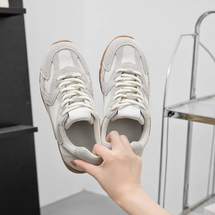 Women Sneakers Spring Summer Wear New Genuine Leather Retro Fashion Casual Flats Women Lace-up German Training Shoes Women
