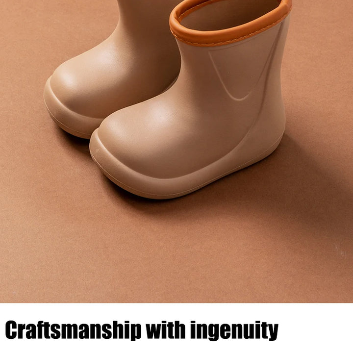Korean INS Children's Rain Boots Bear Baby Anti-slip Waterproof Light Weight Unisex Kids Shoes Soft Sole Easy to Wear And off