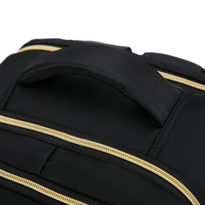 🎒 All-in-One Travel Companion
✔️ Large Capacity & Multi-Functional – Perfect for travel, school, gym, or daily use
💻 Fits laptops, clothes, gear & more
👟 Built-in shoe compartment keeps things fresh
💧 Durable, water-resistant & ready for any adventure
