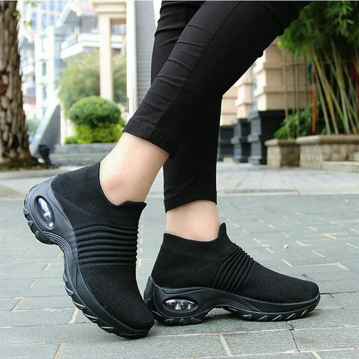Women's Walking Shoes Fashion Air Cushion Thick Bottom Sneakers Slip-on Lightweight Breathable Casual Shoes