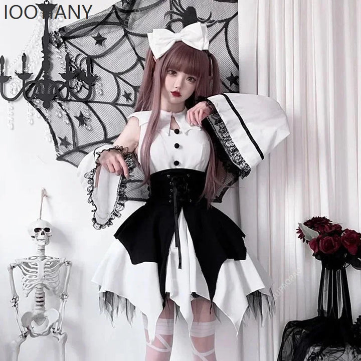 Playfully Chic!
Classic black-and-white maid uniform with a cute bow, perfect for Halloween, cosplay, or stage performances. Flirty, fun, and eye-catching.
🖤 Includes: Dress + apron + bow
🎃  Halloween, cosplay, carnival
🎭 Maid, cute cosplay