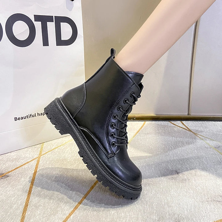Women 2024 Autumn New Tooling Boots Lady Anti Slip Waterproof Lace Up Short Boots Students Casual Thick Heel Knight Boots