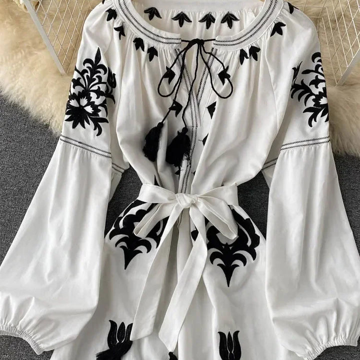 New Spring Autumn Embroidered Dress V-neck Tie Split Retro Indie Folk Style Holiday Beach Long Dress.