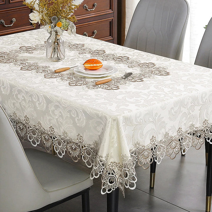 Elegance for Every Occasion
This white floral lace embroidered tablecloth adds a touch of sophistication to any setting. Waterproof, versatile, and perfect for dining tables, weddings, or home décor. ✨🍽️