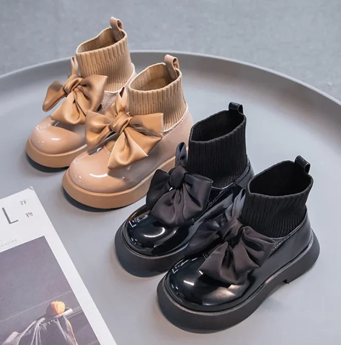 Children's Boots Fashion PU Solid Black Bow Girls Uniform 2025 Spring and Autumn New Kids Fashion Flying Knit School Socks Shoes